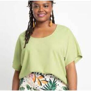 Eloquii Scoop Neck Top In Green Textured Knit Boxy Fit 22/24 Short Sleeve Blouse